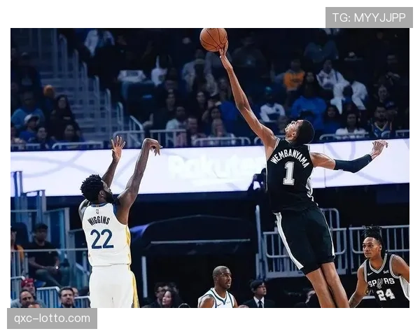 文班亚马防守全面升级 成球队新赛季争胜的重要支柱